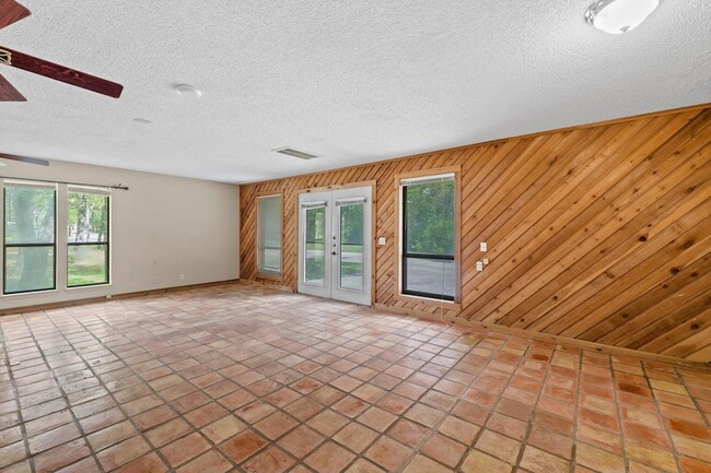 Building Photo - 12203 Conrad Rd