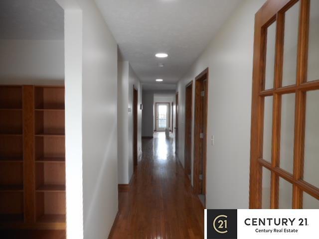 Building Photo - 4801 Hiland Dr