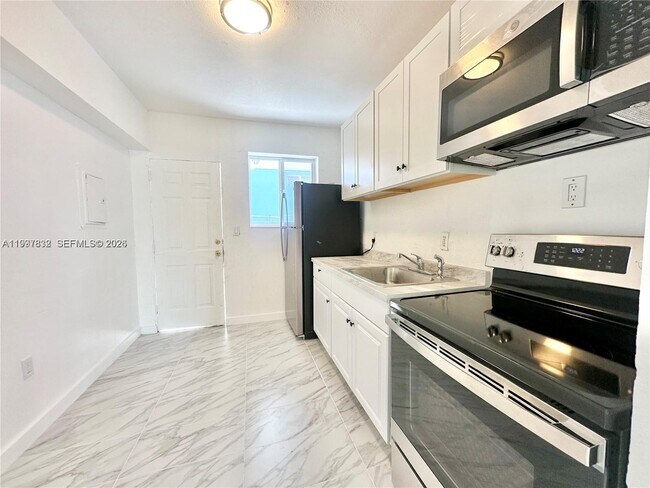 Building Photo - 1841 NW 55th St