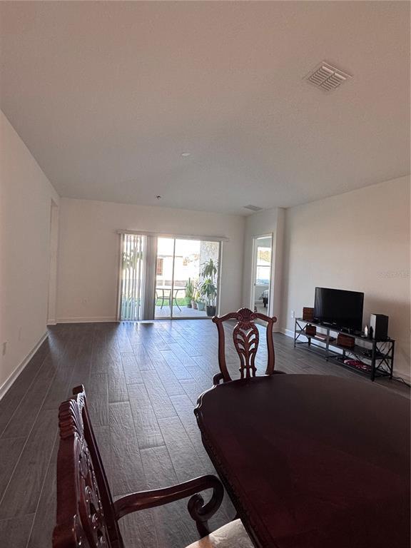 Building Photo - 5653 Wood Bridge Pl