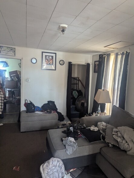 Building Photo - 2020 W Proctor St