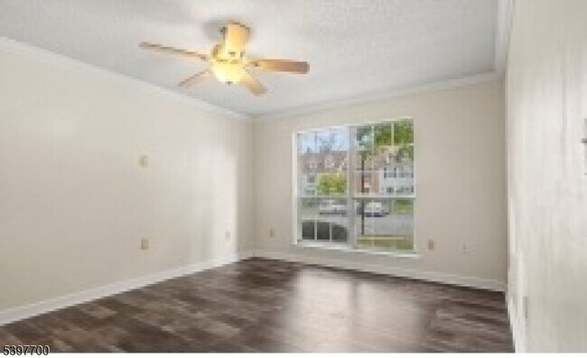 Building Photo - 24 Amberly Ct