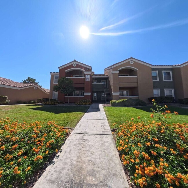Building Photo - 2nd Level Specious One Bedroom Condo at Copper Sands!
