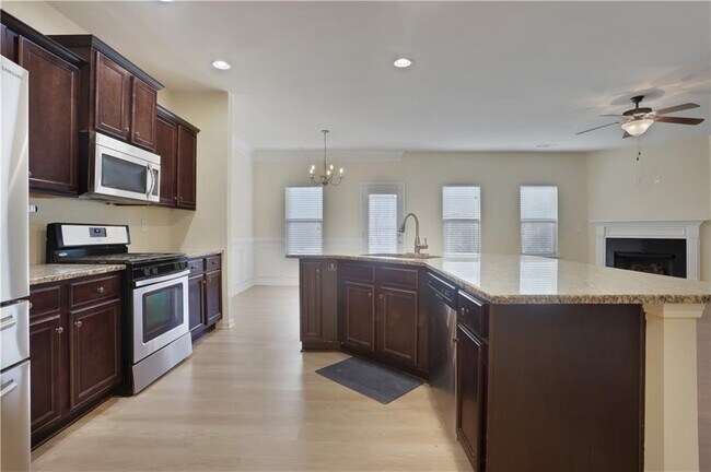 Building Photo - 2526 Morgan Chase Dr