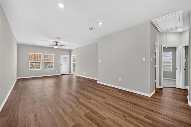 Building Photo - 512 Dorothy Dr