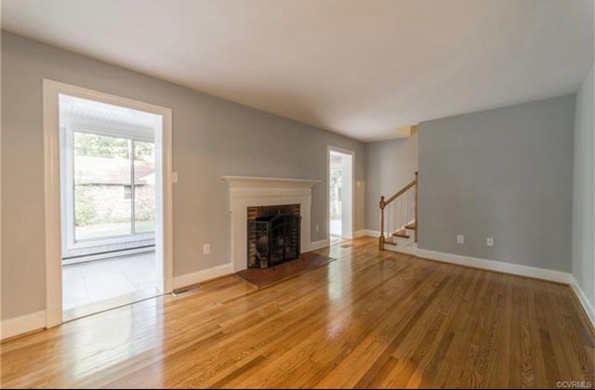 Building Photo - 6615 Forest Hill Ave