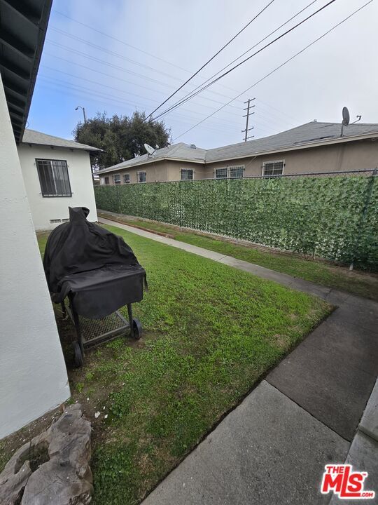 Building Photo - 3340 W Imperial Hwy