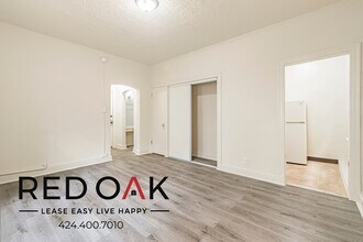 Building Photo - 153 N New Hampshire Ave