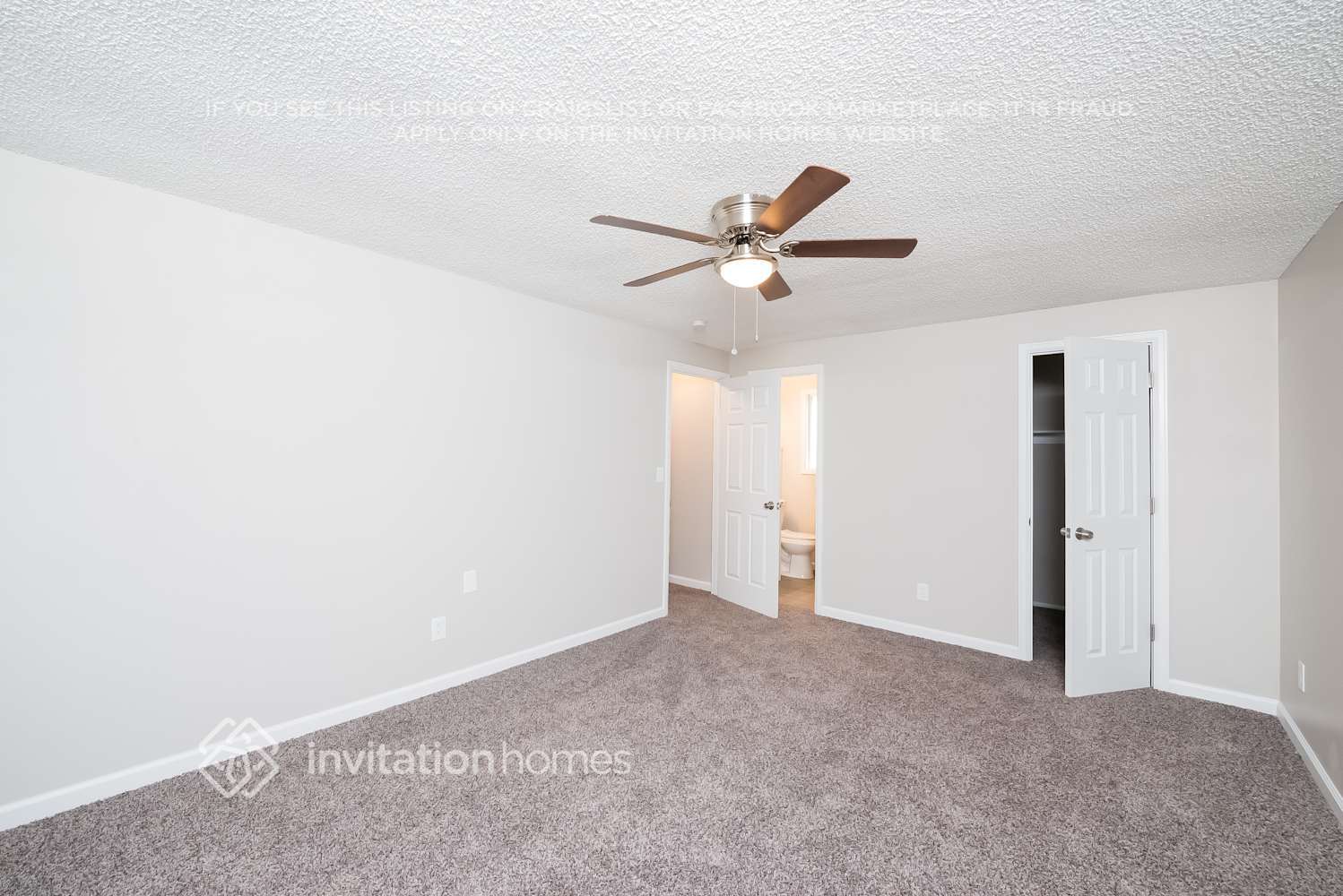 Building Photo - 10439 Iris Way