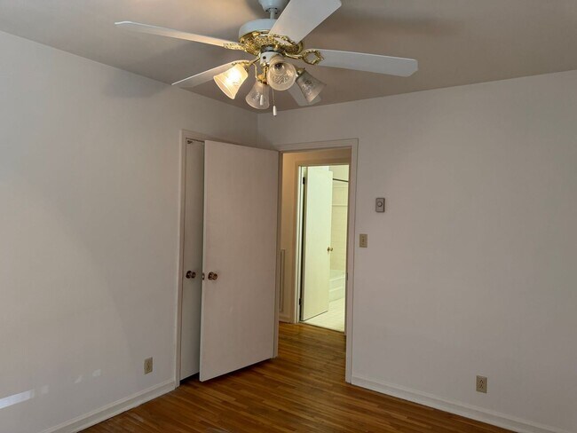 Building Photo - Timeless All-Brick Charm Near Madison St! 3 Bed 3 Bath with Detached Garage!