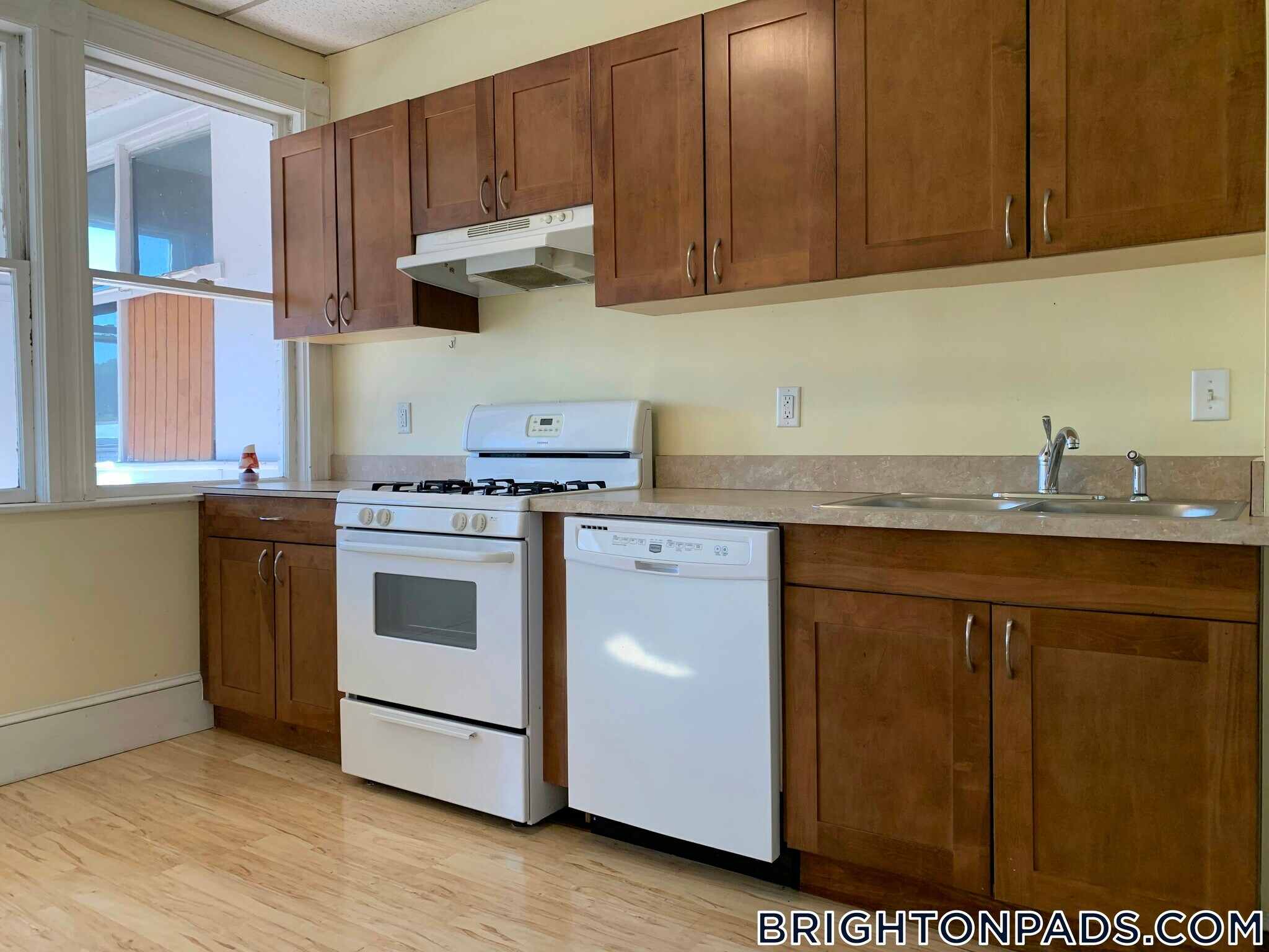 Building Photo - 32 Orkney Rd