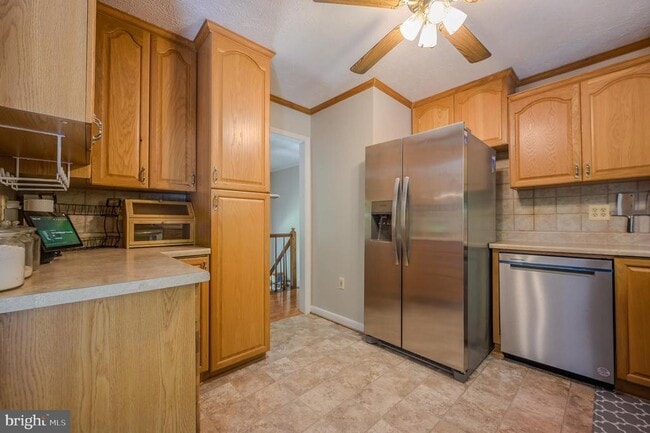 Building Photo - 12510 Basswood Dr