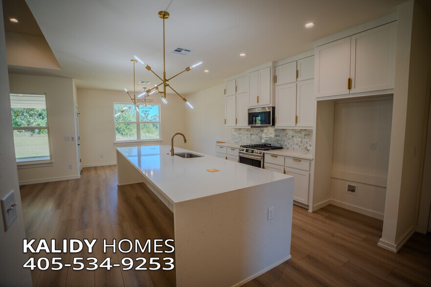 Building Photo - 1754 Kalidy Dr