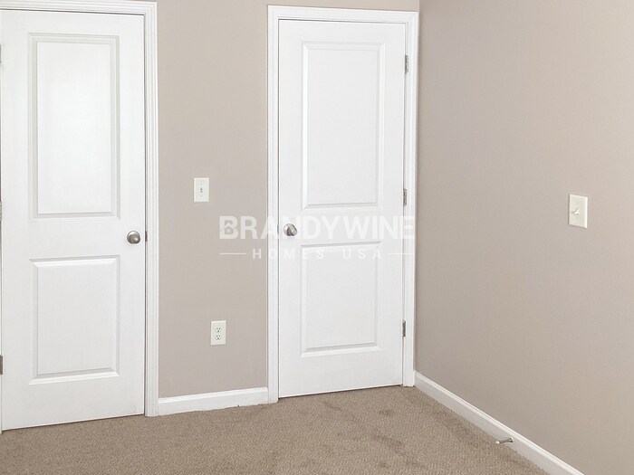 Building Photo - 6412 Kennonbriar Ct