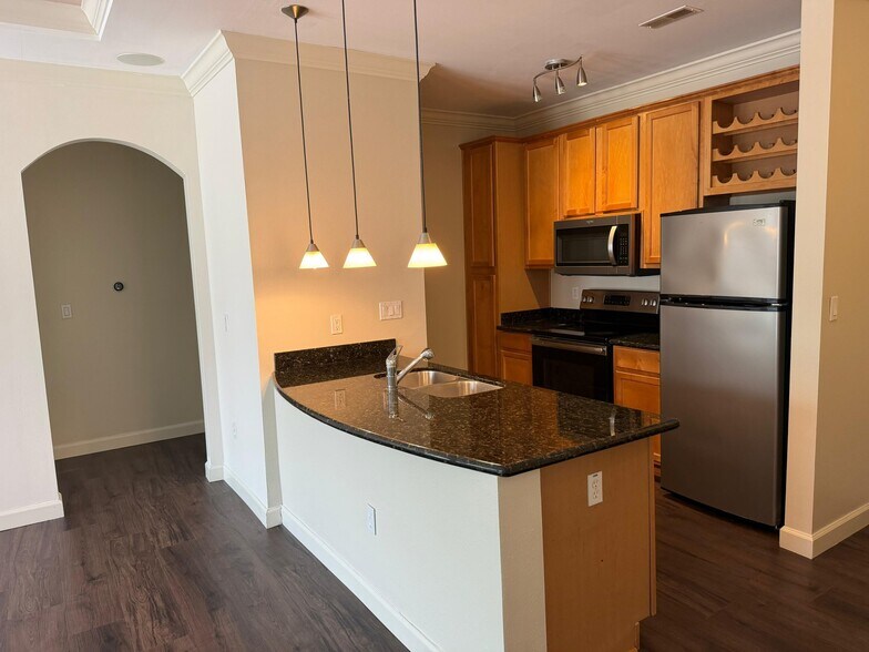Building Photo - 2756 Mcknight Crossing Ct