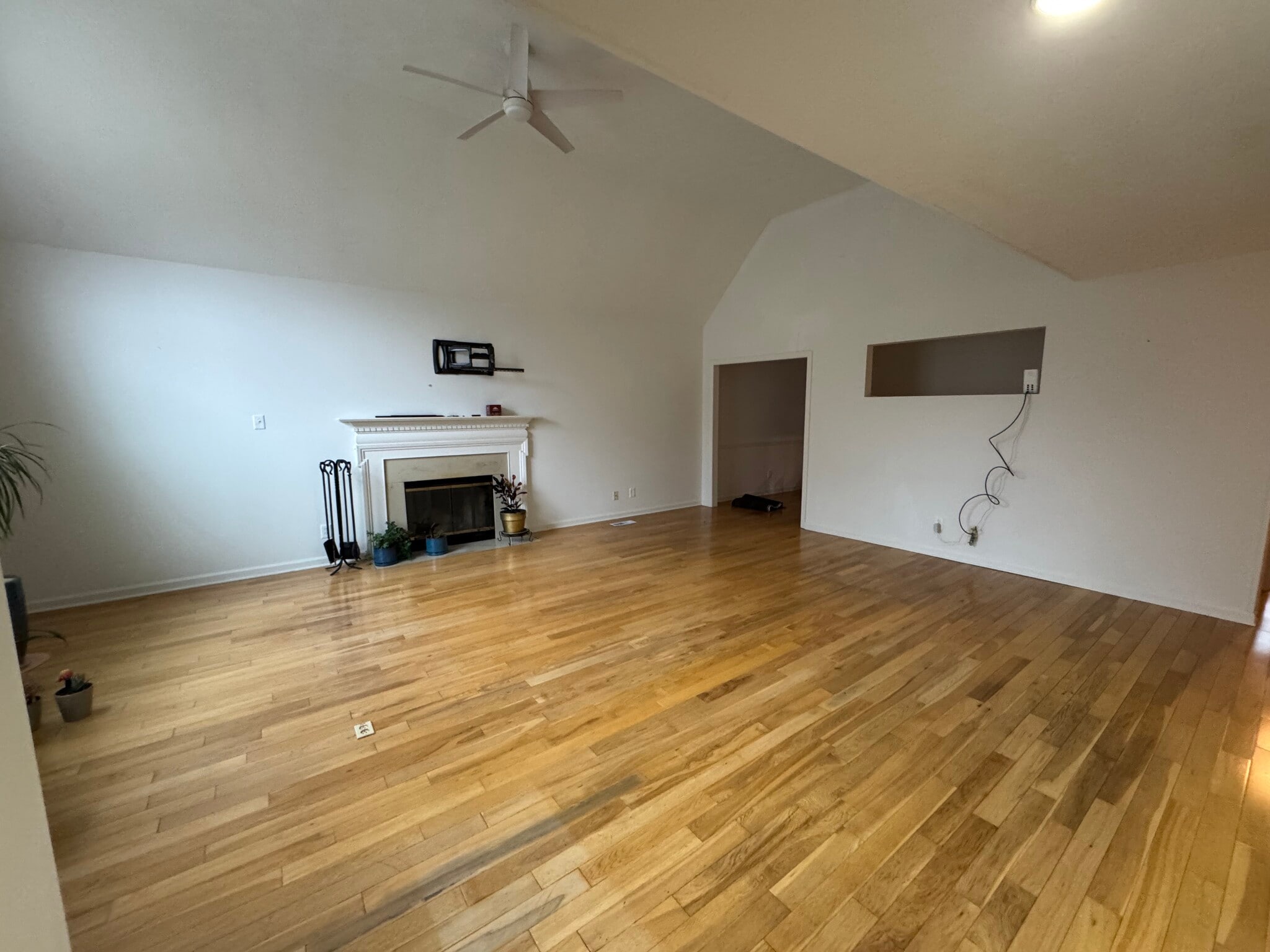 Building Photo - 1112 Greywood Dr