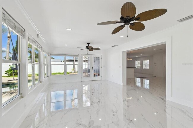 Building Photo - 8708 Thornwood Ln