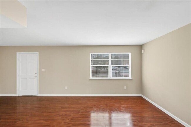 Building Photo - 4701 Flat Shoals Rd