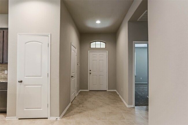 Building Photo - 23822 Piedmont Forest Dr