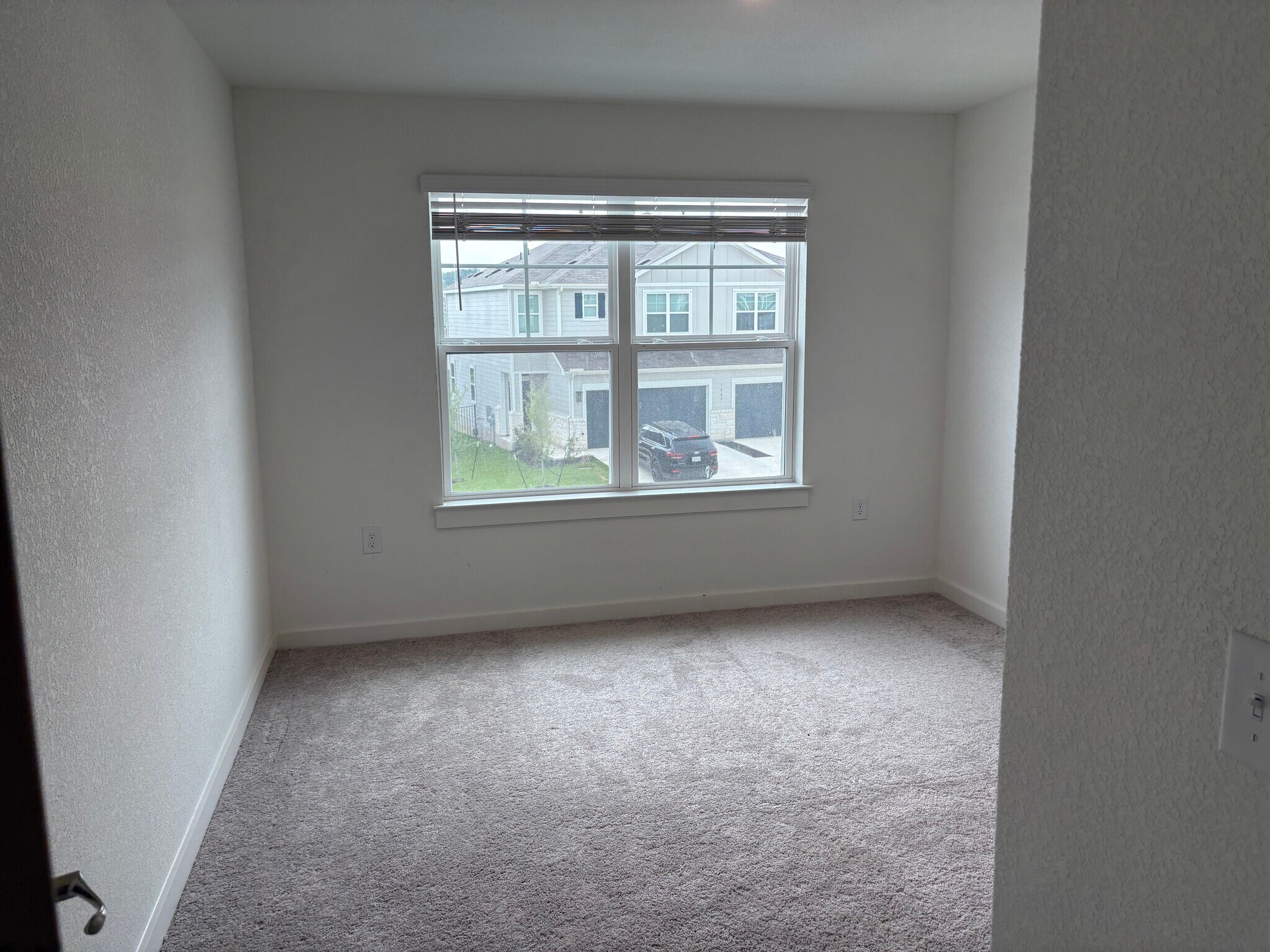 Building Photo - 7408 Sparkling Light Dr