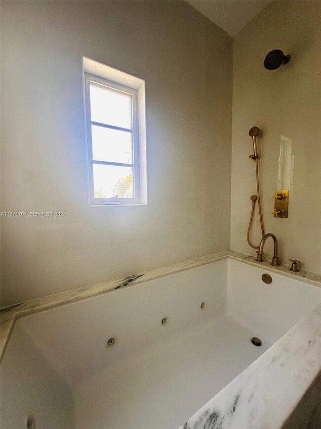 Building Photo - 375 Plymouth Rd