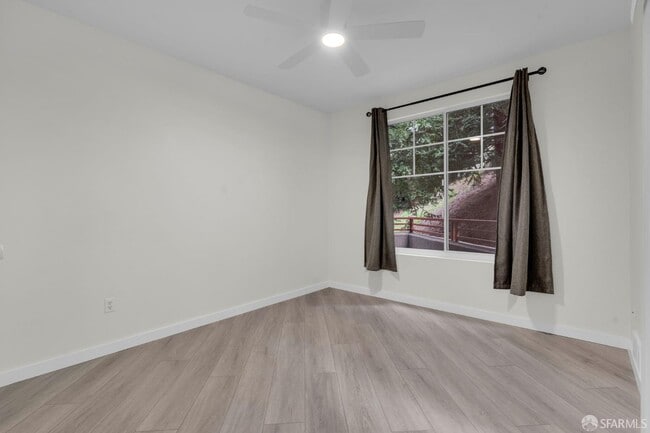 Building Photo - 200 Caldecott Ln