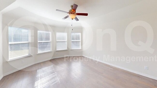 Building Photo - 1417 Westborough Dr