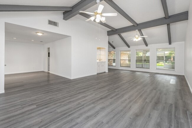 Building Photo - 4011 Flint Creek Dr