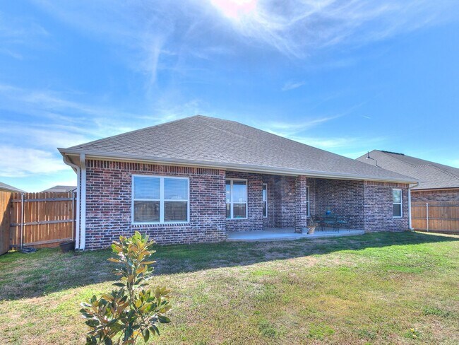 Building Photo - 1713 Reid Pryor Rd