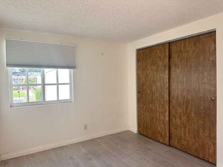 Building Photo - 5750 Westfield