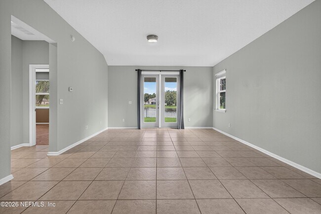 Building Photo - 13685 Goodson Pl