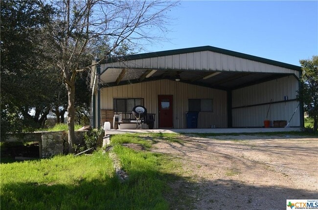 Building Photo - 205 FM 2722