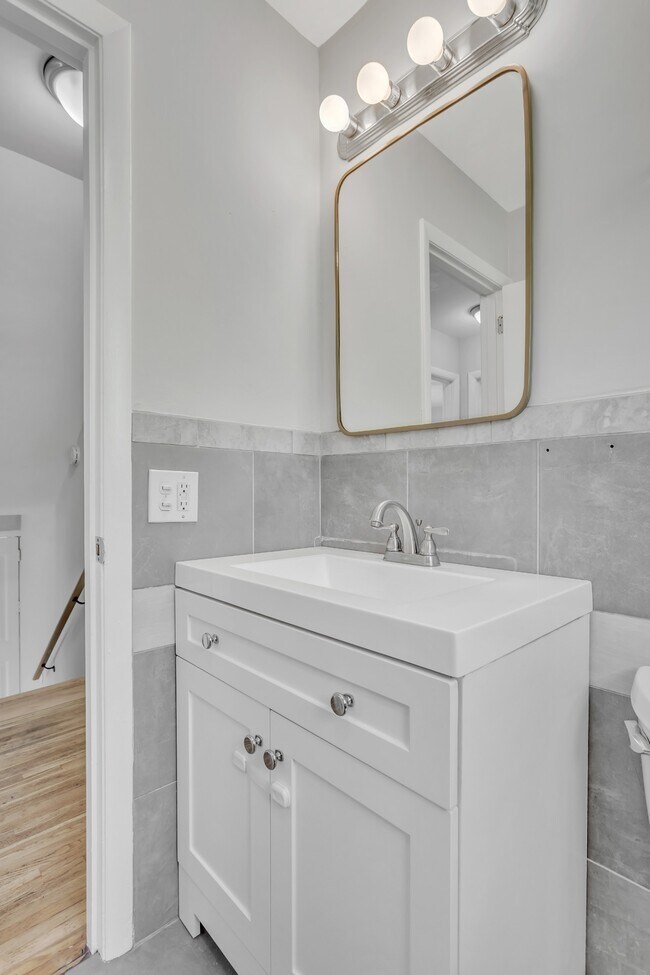 Building Photo - 622 Ermac Dr