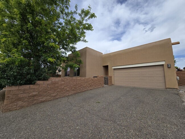Building Photo - 5 Withers Peak