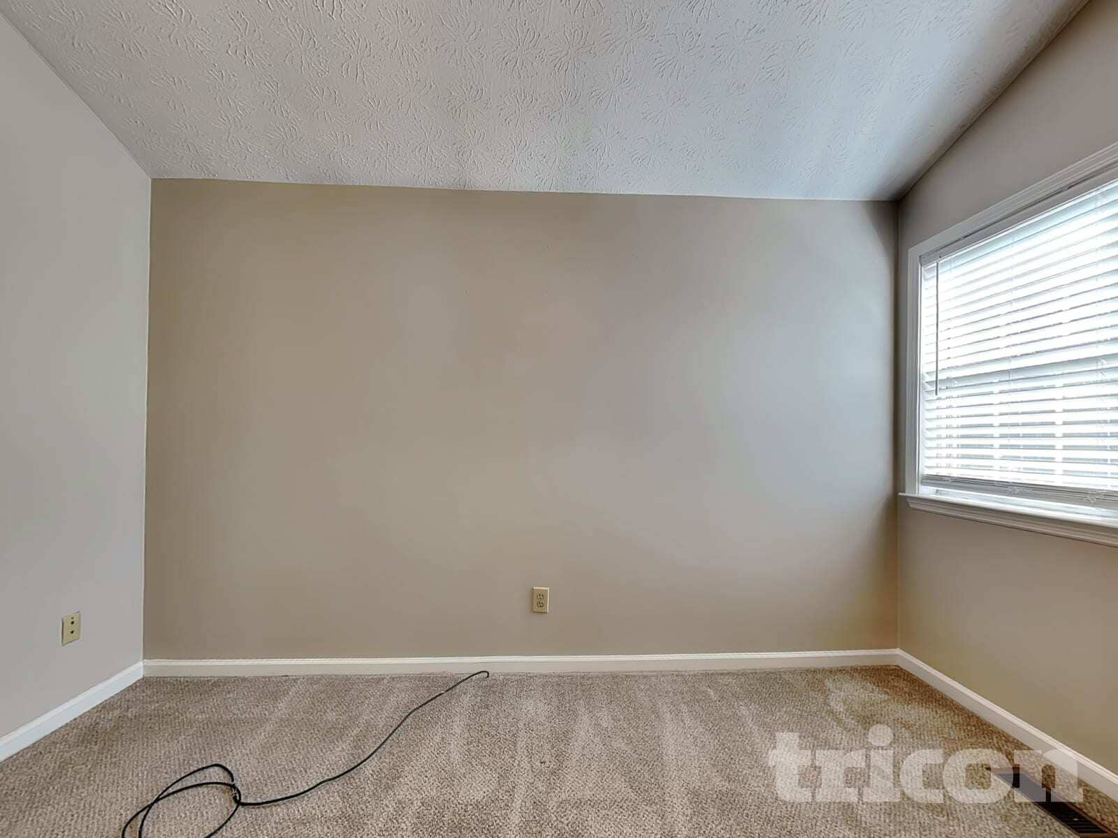 Building Photo - 4684 Woodglen Ct