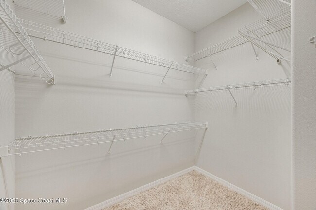 Building Photo - 8870 Napolo Dr