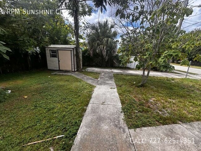 Building Photo - 8218 N Klondyke St