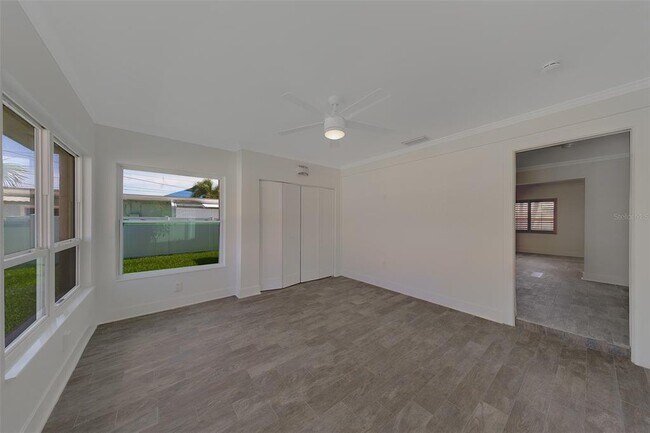 Building Photo - 315 82nd Ave