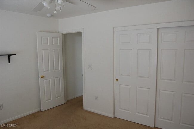 Building Photo - 2400 E Ambush St