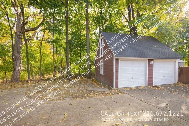 Building Photo - Beautifully restored 4-bedroom duplex !