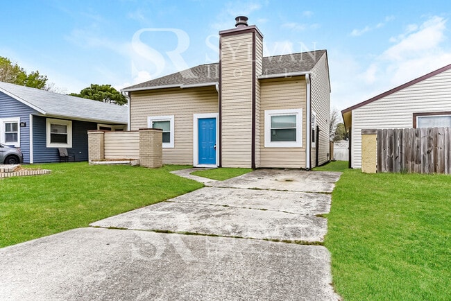 Building Photo - At Last, This Is What You Have Been Searching For!