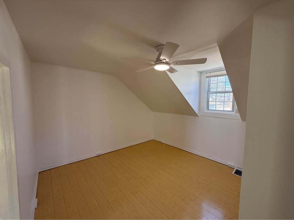 Building Photo - 439 Essex St