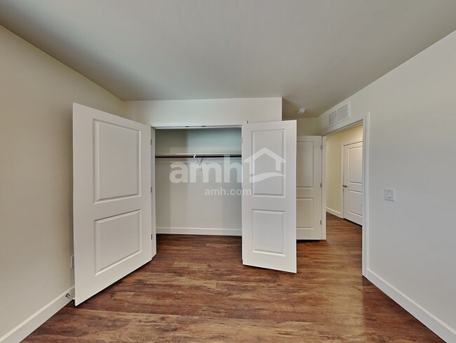 Building Photo - 7479 S Via Bombachas