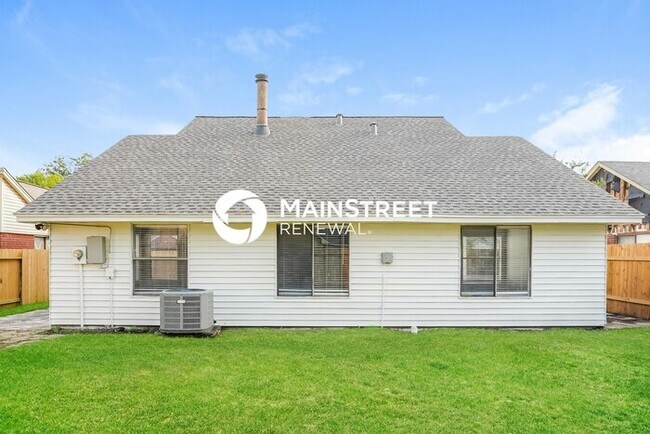 Building Photo - 3 Bedroom Pet-Friendly Home in CYPRESS, TX with Main Street Renewal