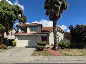 Building Photo - 2776 Woodmont Dr
