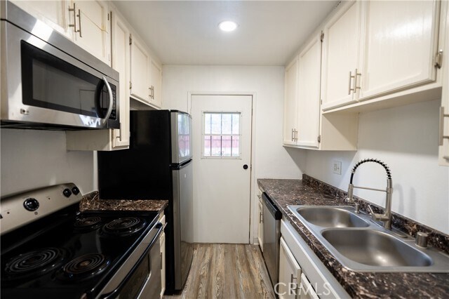 Building Photo - 12157 Wintergreen Dr
