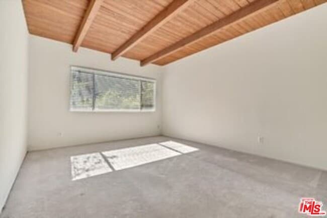 Building Photo - 2909 Arizona Ave