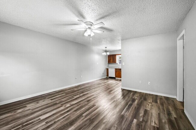 Building Photo - 1309 S Washington Ave