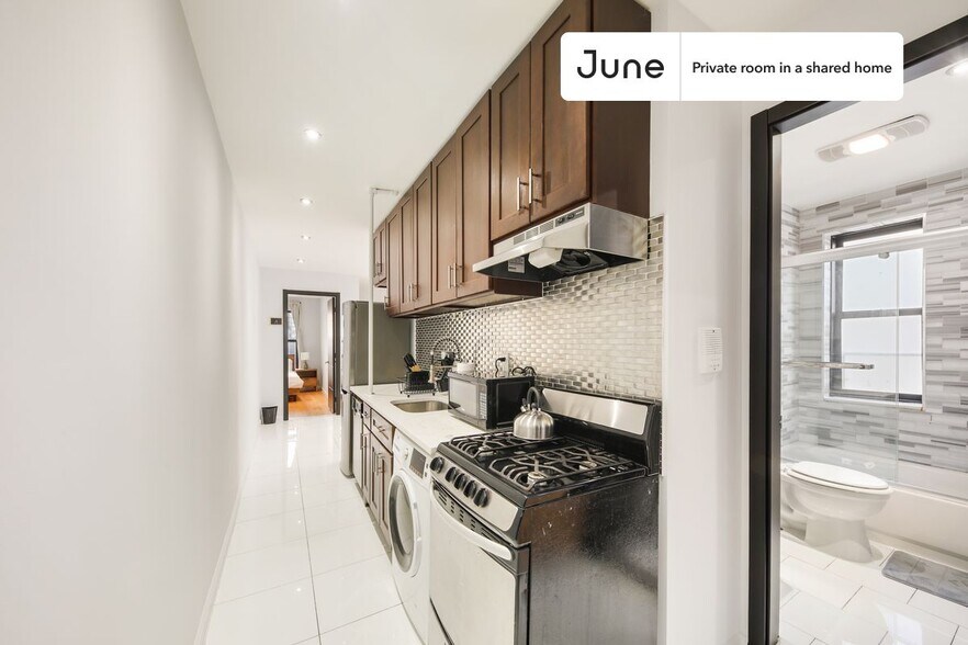 Building Photo - Room in Shared 4 bed/2 bath home in Upper West Side