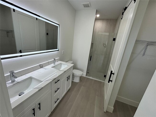 Building Photo - 7361 S Plum Tree